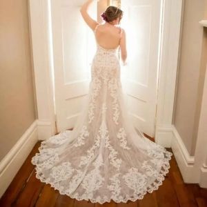 Essense of Australia D2548 Ivory Wedding Dress
